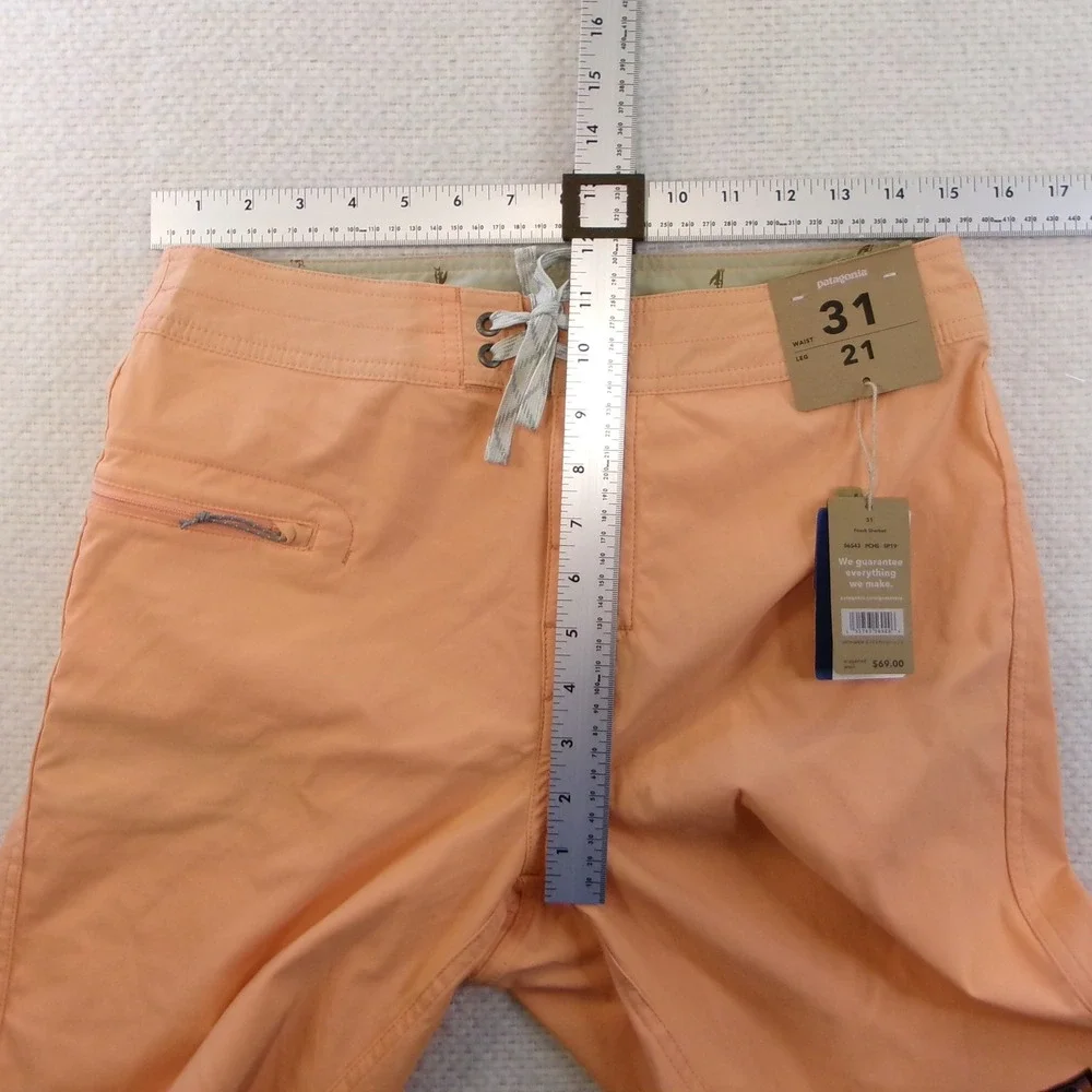 NWT‎ Patagonia Mens 31 Stretch Wavefarer Boardshorts Peach Sherbet 86543 SP19